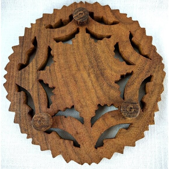 Hand Carved Wooden Kitchen Trivet Three Footed Fall Motif Gold Leaf Vintage 4.5" - Picture 4 of 12